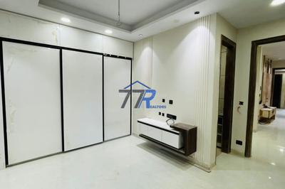 Bedroom Image of 4500 Sq.ft 4 BHK Builder Floor for sale in DLF Phase 1 Gurgaon for Rs. 95000000