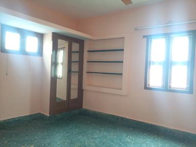 Living Room Image of 540 Sq.ft 1 BHK Builder Floor for rent in Egmore Chennai for Rs. 15000