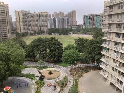 Living Room Image of 1080 Sq.ft 2 BHK Apartment / Flat for sale in Adani The Meadows, Shantigram Ahmedabad for Rs. 7100000