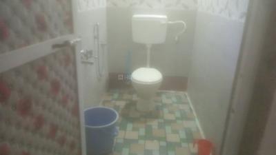 Bathroom Image of 450 Sq.ft 1 BHK Apartment / Flat for rent in Mandrem Goa for Rs. 15000