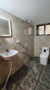 Bathroom Image of 1300 Sq.ft 1 BHK Builder Floor for rent in Indra Nagara Hassan for Rs. 6500