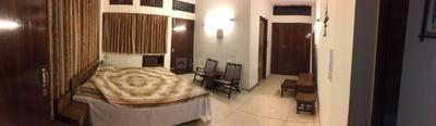 Image of 3300 Sq.ft 3 BHK Builder Floor for rent in Green Park, New Delhi for Rs. 110000