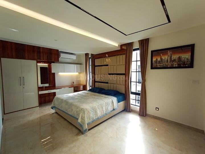 Independent villa Bedroom 1