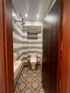 Image of 900 Sq.ft 3 BHK Builder Floor for rent in Uttam Nagar, New Delhi for Rs. 21000