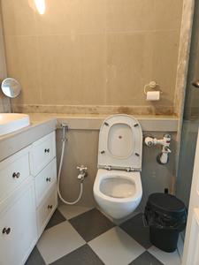 Bedroom Two Image of 1000 Sq.ft 2 BHK Apartment / Flat for rent in Raheja Acropolis, Chembur Mumbai for Rs. 70000