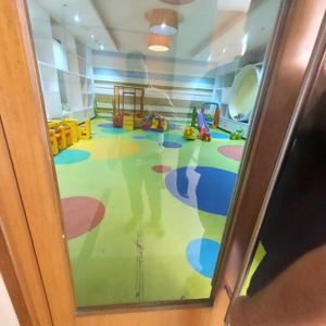 Hall Image of 2250 Sq.ft 4 BHK Apartment / Flat for sale in Mahagun Moderne, Sector 78 Noida for Rs. 35000000