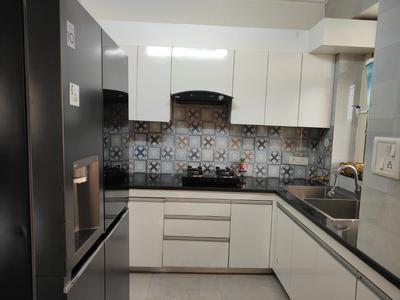 Kitchen Image of 1850 Sq.ft 3 BHK Builder Floor for rent in Halwasiya Jalvayu Vihar, Sector 30 Gurgaon for Rs. 45000