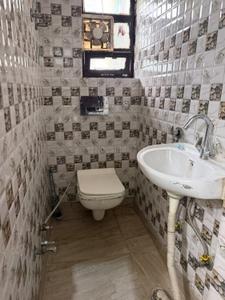 Image of 850 Sq.ft 2 BHK Builder Floor for rent in Sector 4 Rohini, New Delhi for Rs. 25000