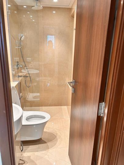 Highland Hiranandani Garden Powai Bathroom 1