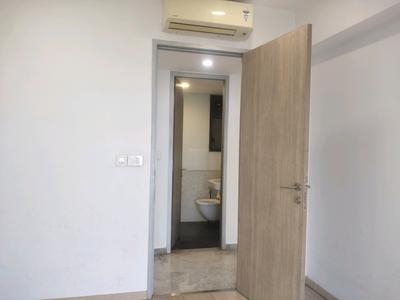 Bedroom Image of 820 Sq.ft 2 BHK Apartment / Flat for sale in Lodha Divino, Sion Mumbai for Rs. 42000000