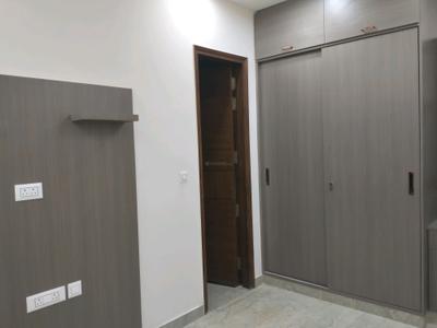 Bedroom Image of 750 Sq.ft 2 BHK Builder Floor for sale in Mukherjee Nagar New Delhi for Rs. 11800000