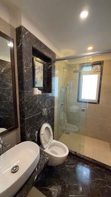 Image of 850 Sq.ft 2 BHK Apartment / Flat for rent in Khar West, Mumbai for Rs. 240000