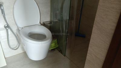 Bathroom Image of 480 Sq.ft 1 BHK Apartment / Flat for sale in Hiranandani Maple A B and C Wing, Powai Mumbai for Rs. 16300000