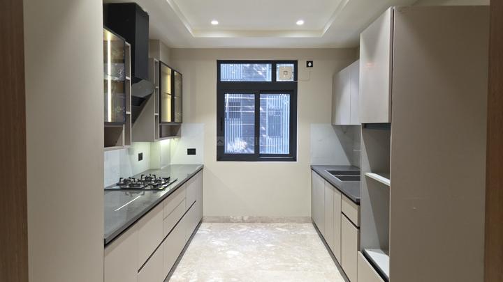 Sector 25, DLF Phase 2 Main Image 1