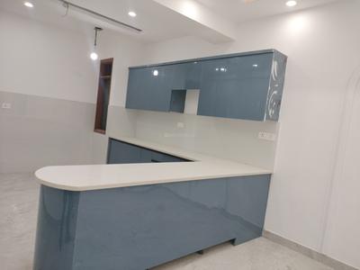 Kitchen Image of 2100 Sq.ft 4 BHK Apartment / Flat for sale in Sector 104 Noida for Rs. 7500000