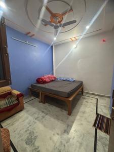 Bedroom Image of 2000 Sq.ft 4 BHK Independent House for sale in UPAVP Vrindavan Yojna, Roberts Lines Lucknow for Rs. 9000000
