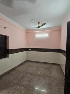 Hall Image of 550 Sq.ft 1 BHK Apartment / Flat for rent in Trivani Apartment, Jhilmil Colony New Delhi for Rs. 15000