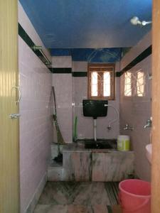 Common Bathroom Image of 700 Sq.ft 2 BHK Apartment / Flat for sale in Baguiati Kolkata for Rs. 2800000