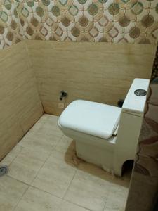 Image of 850 Sq.ft 2 BHK Builder Floor for rent in Sector 62A, Noida for Rs. 22000