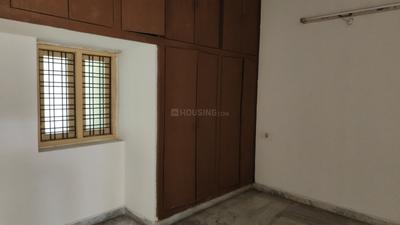 Bedroom Image of 1000 Sq.ft 2 BHK Builder Floor for rent in Begumpet Hyderabad for Rs. 22000