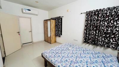 Bedroom Image of 1440 Sq.ft 4 BHK Independent House for rent in Satyamev Strawberry, Kudasan Gandhinagar for Rs. 36000