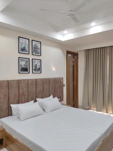 1 RK Independent House