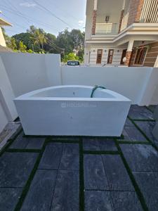 Balcony Image of 2500 Sq.ft 4 BHK Independent House for sale in Pukkattupady Kochi for Rs. 12500000