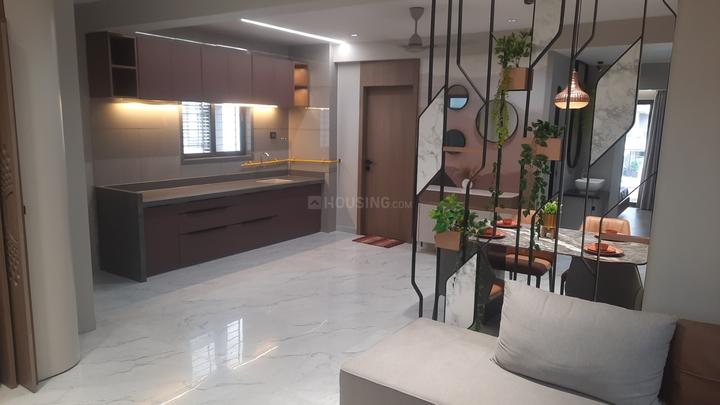 Madhav Platina Main Image 1