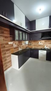 Kitchen Image of 1200 Sq.ft 2 BHK Builder Floor for rent in Mahadevapura Bengaluru for Rs. 60000