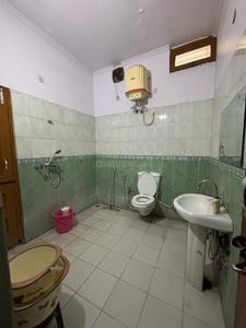 Bathroom Image of 2250 Sq.ft 3 BHK Independent House for sale in Indra Nagar Colony Dehradun for Rs. 37500000