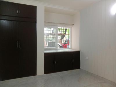 Bedroom Image of 2000 Sq.ft 3 BHK Apartment / Flat for sale in DDA Sector C Pocket 8, Vasant Kunj New Delhi for Rs. 50000000