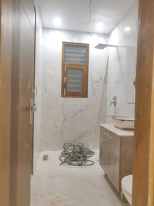 Common Bathroom Image of 2250 Sq.ft 4 BHK Builder Floor for sale in Creative Estate Floors, Sector 49 Faridabad for Rs. 21600000