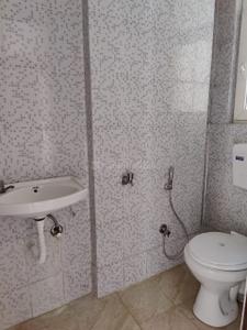 Image of 1955 Sq.ft 3 BHK Apartment / Flat for sale in Sunworld Arista, Sector 168, Noida for Rs. 25415000