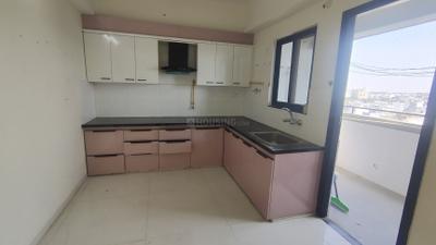 Kitchen Image of 2840 Sq.ft 4 BHK Apartment / Flat for rent in Sakar Elite Apex, Mahalakshmi Nagar Indore for Rs. 50000