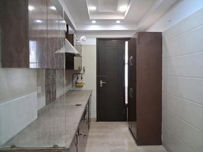 Kitchen Image of 1200 Sq.ft 3 BHK Builder Floor for rent in Paschim Vihar New Delhi for Rs. 38000