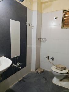 Bathroom Image of 1485 Sq.ft 2 BHK Apartment / Flat for sale in Khyati Green Leaves, Sola Ahmedabad for Rs. 10500000