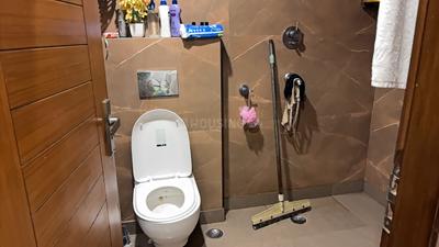 Image of 2000 Sq.ft 3 BHK Apartment / Flat for sale in Vasant Kunj, New Delhi for Rs. 35000000