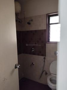 Bathroom Image of 641 Sq.ft 2 BHK Apartment / Flat for rent in Kalpataru Serenity, Hadapsar Pune for Rs. 28000