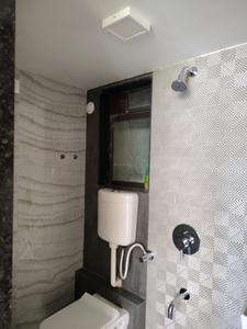 Common Bathroom One Image of 1500 Sq.ft 3 BHK Apartment / Flat for rent in Thane West Thane for Rs. 70000