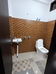 Bathroom Image of ginni coliving pg in Sector 33, Gurgaon