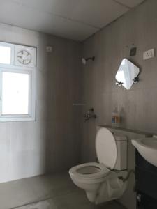 Common Bathroom Image of 1400 Sq.ft 3 BHK Apartment / Flat for rent in Strategic Royal Court, Noida Extension Greater Noida for Rs. 27000