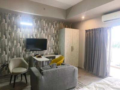 Living Room Image of 741 Sq.ft 1 BHK Studio for sale in Silverglades Merchant Plaza, Sector 88 Gurgaon for Rs. 8000000