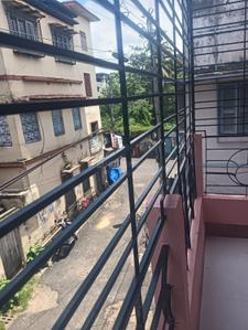 Balcony Image of 1350 Sq.ft 3 BHK Builder Floor for sale in Dhakuria Kolkata for Rs. 6500000