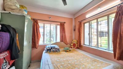 Bedroom Image of 825 Sq.ft 2 BHK Apartment / Flat for sale in Kalikapur, EM Bypass Kolkata for Rs. 5300000