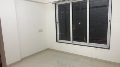 Bedroom Image of 530 Sq.ft 2 BHK Apartment / Flat for rent in Swastik Emerald, Vikhroli East Mumbai for Rs. 47000