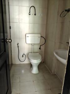 Bathroom Image of 1020 Sq.ft 2 BHK Apartment / Flat for sale in Rishabh Cloud 9 Skylish Towers, Indirapuram Ghaziabad for Rs. 11000000