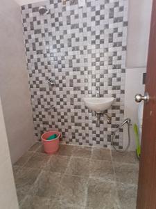Bathroom Image of 700 Sq.ft 1 BHK Apartment / Flat for sale in Nirmal City Of Joy, Mulund West Mumbai for Rs. 12500000