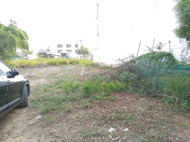 Huda Plots Sector 57 Gurgaon Main Image 1