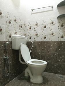 Common Bathroom Image of 1200 Sq.ft 2 BHK Independent House for rent in Horamavu Bengaluru for Rs. 25000