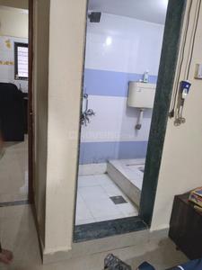 Bathroom Image of 600 Sq.ft 1 BHK Builder Floor for rent in Wadgaon Sheri Pune for Rs. 20000